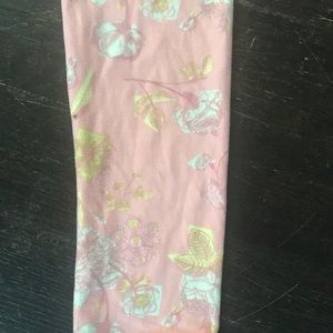 Lularoe one size leggings. Light pink w/ flowers